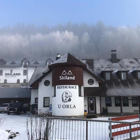 Penzion U Orla 佩特里科夫 外观 照片